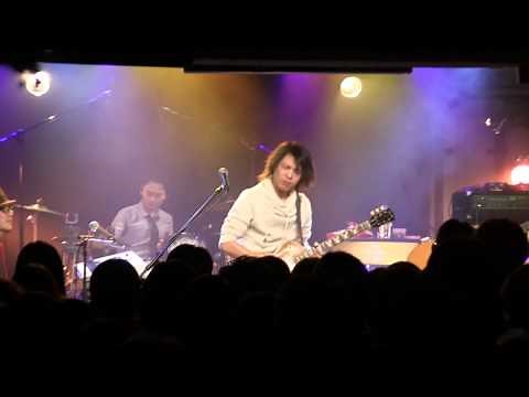 Sensation「パリの散歩道」(Gary Moore / Parisienne Walkways)