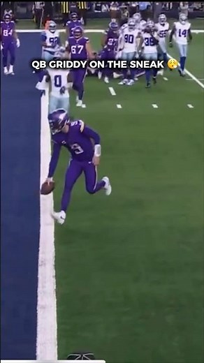 JJ McCarthy hits the QB Gritty on the sneak🕺🏽🏈 Confidence & personality is part of his package.