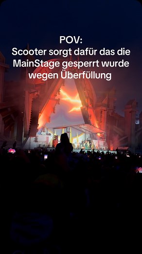 Calvin H. | Calvin Loch on Instagram: "Gut das wir noch reingekommen sind 😂🥳 #dj #Festival #love #music #techno #party #fyp #life #trend #scooter #dorf #foryou #hardstyle #hardcore #dorf #ikarusfestival #bavaria #viralreels"