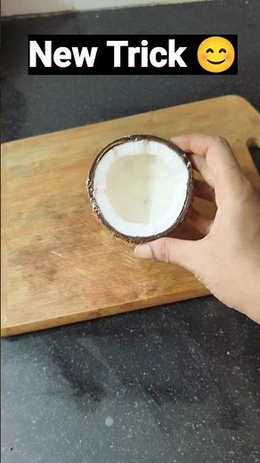 Try this idea💡New trick unlocked🔓|| How to separate the coconut 🥥 from shell #kitchentips #ytshorts