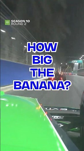 How big the banana? 🍌👀