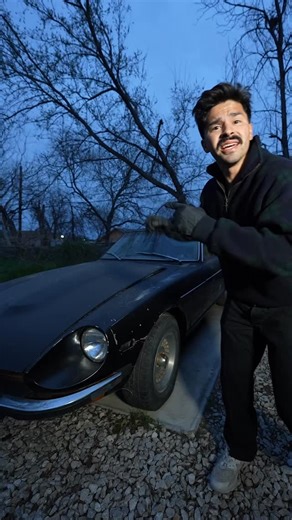 Luis Cisneros on Instagram: "Have you ever put off a project ? This is the window I put off to replace and it want to bad to replace #260z #datsun #s30"