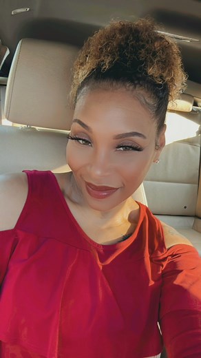 4.7K views · 274 reactions | Good morning! As I was grabbing my stuff from the car this morning (purse, computer bag, lunch), this pretty young lady rushed to ask me if I needed any help. Of course I laughed and said no, I got it. But after just speaking on being kind to people, I thought that was really sweet of her#libragirl1016 #chroniclesofnikki | Nikki Jackson | Facebook