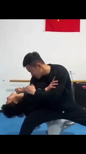 Self-Defense #martialarts #selfdefense #lee25dragon #defense #training #technique #tiktoklongs #teaching #motivation #fyp@Lee25🐉