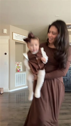 Thanksgiving Outfit Ideas with Miss Addy