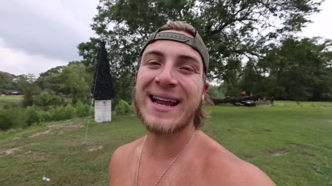 The Forgotten Treasures of the Past – Magnet Fishing Unveils Vintage Finds