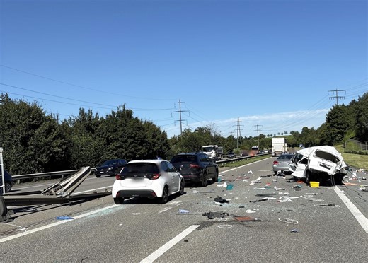 Le nombre de morts sur les routes suisses a bondi en cinq ans, alors qu'il baisse au niveau européen | RTS