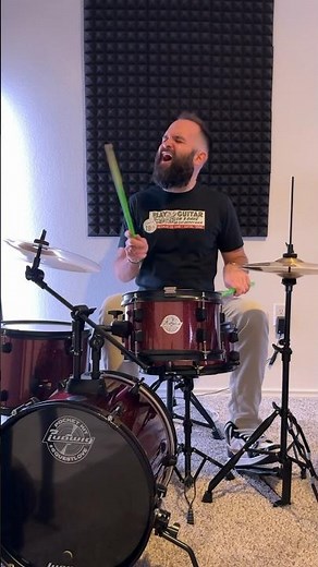 Found this little Ludwig Pocket Kit on Marketplace for $200! #drums #questlove ‪@LudwigDrumsHQ‬