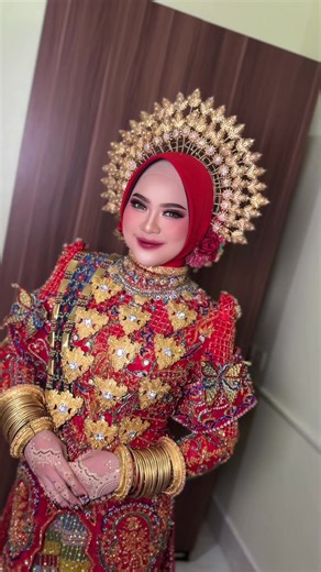 Stunning Wedding Makeup Inspirations by Sakinaramli