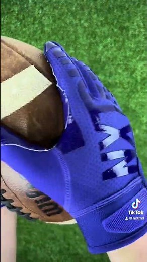 G2 Football Gloves Stick Test #Nxtrnd