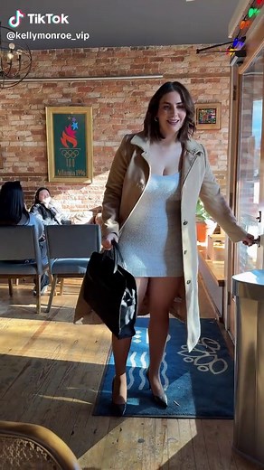 Kelly Monroe (@kellymonroe_vip)’s videos with original sound - Kelly Monroe