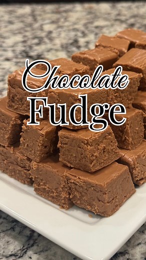 Perfectly Creamy Chocolate Fudge Recipe