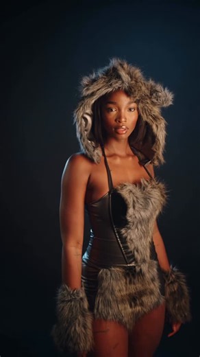 Deborah ogie patrick on Instagram: "@FashionNova Happy Halloween 🎃 Big Bad Wolf 5 Piece Costume Set - Grey/combo"