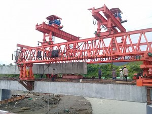 [Hot Item] Bridge Construction 150t 45m Launching Girder Gantry Crane