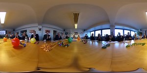 Die Beutelspacher-Fünflinge werden 18 - wir gratulieren per 360°-Video! | stern TV