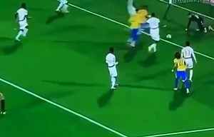 Inao Christ sur la faute de main de Lafont 😂 il est naturel et très attachant. C’est un jeune de 19 ans 😂 | ALLEZ LES ÉLÉPHANTS