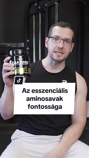 Az EAA Zero a tökéletes edzőpartner. 🏋️ Egy komplex formula, amely üdítően frissít és közben gondoskodik az esszenciális aminosav pótlásodról. 💪 💡Mik azok az esszenciális aminosavak, és miért fontosak neked? 🤔 Az emberi test egy hihetetlenül összetett gépezet, mely folyamatosan épít és bont le szöveteket. Megfelelő működéséhez elengedhetetlenek az esszenciális aminosavak, amelyeket a szervezet nem, vagy csak nagyon kevés mennyiségben tud előállítani. Ezek az aminosavak az izomépítés és -megt