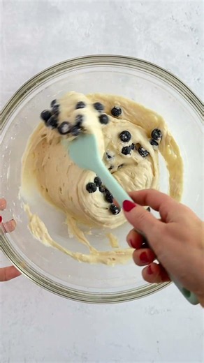 Lemon Blueberry Cupcakes | Cake Me Home Tonight