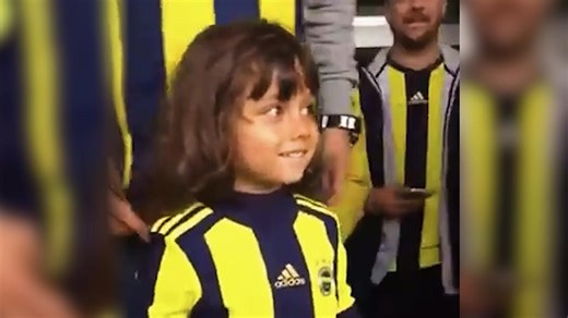 19.07 Dünya Fenerbahçeliler Günümüz kutlu olsun. 💛💙 #ÖmrümüzFenerbahçe | Fenerbahçe