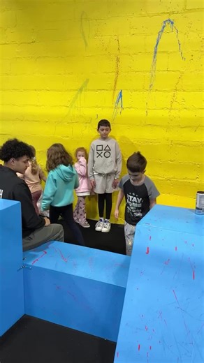 🚨 Calling all future parkour stars! 🚨✨ Our Parkour Classes at Ferox Ninja Playground are packed with movement, obstacles, and nonstop fun. From jumping and balancing to climbing and landing with control, kids learn real parkour skills while building strength, confidence, and coordination 💥🏃‍♂️ ✨ For all ages Guided by experienced coaches in a safe, supportive environment and perfect for beginners and growing ninjas alike. Let the movement begin! 💪🔥 Tag a future parkour pro 👇 Ferox Ninja P