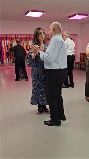 TAKIE PIĘKNE MELODIE OD KAPELI STĄPORKOWSKIEJ NA KANALE LUDOWO I WESOŁO, ZAPRASZAMY.