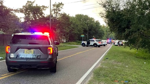 JSO: 18-year-old killed in crash on Jacksonville's Northside