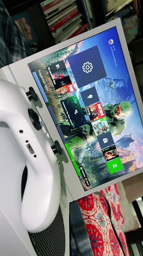 XScreen Xbox Series S 💚 #Xbox #portable #xscreen #xboxseriess #gaming #gamer #fortnite #halo #monitor #gamingsetup #pc #sony #tiktok