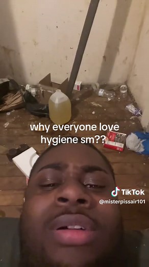 misterpissair (@misterpissair101)’s video of hygiene