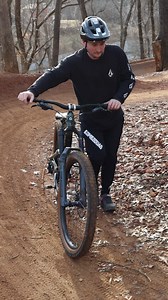 11K views · 65 reactions | Flat or Clipless? Let’s Settle This  Both pedal styles have their pros and cons—and riders definitely have opinions. Are you team freedom or team full send? Drop your pick in the comments  #BikesOnline #ridemoreforless #pedaldebate #mtblife #rideyourway | BikesOnline USA | Facebook