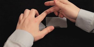 Table Riffle Shuffle