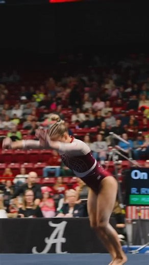 Party on the Floor! 💃🏼 🔥 The Tide’s 49.675 is tied for the fourth-highest score on the event in program history 🔥 Leads the SEC and is the second-highest in the nation 🔥 Five gymnasts either tied or set their career high on the apparatus against Oregon State | Alabama Gymnastics