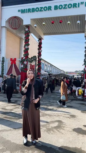 Munisa Omonova on Instagram: "Umra va haj uchun hamma kerakli kiyimlar shu dukonda #narpay#mirbozor #toshkent #rek #rekkachiq#umra #xaj"