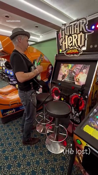 The Libertines musician Pete Doherty shows off dramatic weight loss