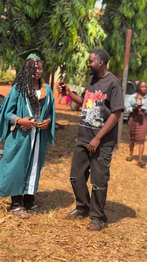 Interview with an economist @PaauTv❤️ 😂😂