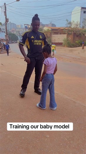 Do you love modeling🥰🥹? #viral #modeling #yaoundecameroun🇨🇲🇨🇲 #fyp #babymodel