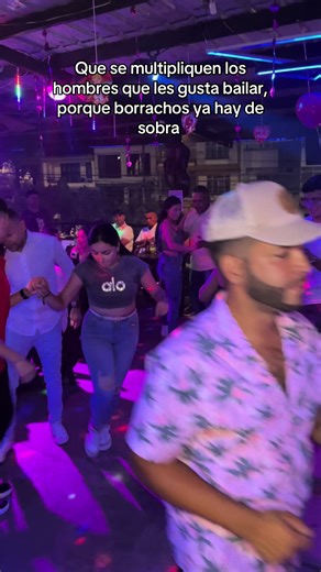 Sonora Dinamita y Rossy War: Fiesta de Música Afrosound