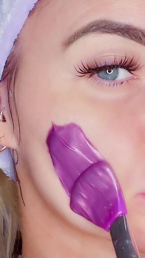 why are flo asmr videos always so satisfying to watch? @loufitlove.cutie.kawai #florencebymills #skincare #asmr #skincare