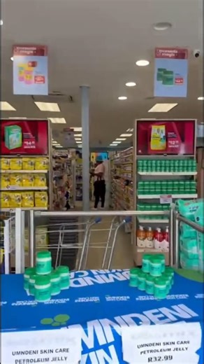 Our journey with Cosmix Beauty continues, and today we’ve touched down in Lusikisiki! 🌿✨ Catch us at 20 Main Street Road, opposite Capitec Bank and Cosmix Beauty. Pop by for radiant skin deals and live demos! 💛 | Umndeni Skin Care