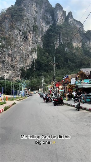 What a masterpiece 🥹🤲✨#traveltok #creator #nature #shrek #fyp