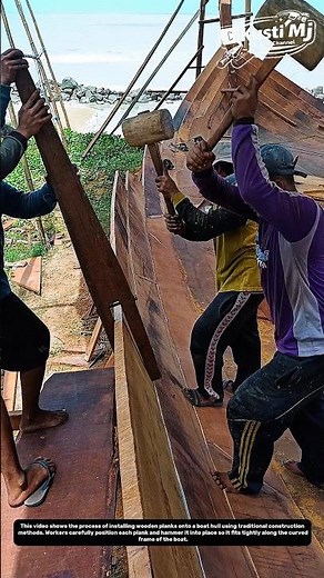 Traditional Wooden Boat Plank Installation – Hull Assembly Technique.
