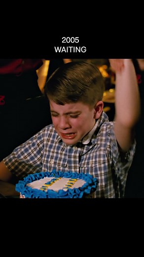 Waiting - 2005 - #RyanReynolds #HappyBirthday #JustinLong #MovieScene #Restaurant #MovieClips #ServerLife