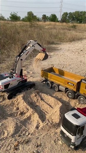 Excavator​​t😘#excavator #shorts #shortvideo#truck#cat#viralvideo #fypシ゚viral #technology