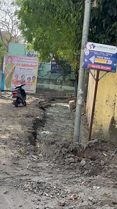 New storm water drain near Rosily school. SWD bends in multiple places. The ADMS govt primary school is also causing the bend. Why cant the drain flow eastwards under the school? Even before construction completes the gray water from adjacent homes have filled the SWD. The drain is also not looking deep enough in the corner. Why couldnt Tambaram Corporation take a firm stance on houses ilegally using SWD as their UGD? Septic tank is the correct destination for black and gray water. | Chitlapakka