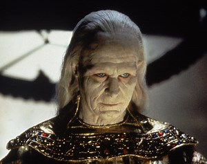 Watch the lusciously Gothic trailer for the 4K re-release of Bram Stoker's Dracula