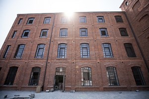 Fabryka przy Pomorskiej 77 w Łodzi. Rewitalizacja dobiega końca [ZDJĘCIA]