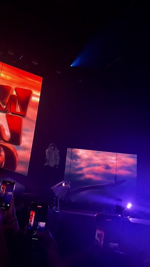 🦅🦅 #niska #concert #bercy #WLG