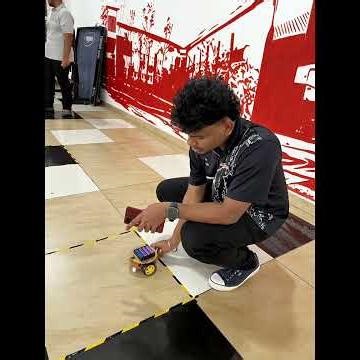 Wireless Remote Controller Car Using MATLAB (Group1)