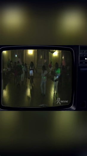 Vintage TV Dance Party: Retro Vibes & Groovy Moves! #shorts