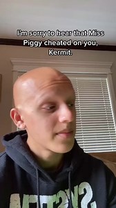 Kermit gets revenge on miss piggy #comedy #kermit #funny | Xtheromanempire