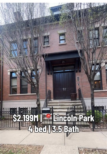 You heard it here first! This property coming soon to the market is stunning! 4 bed 3.5 bath in the heart of Lincoln Park on a quiet private cul-de-sac. Offered at $2.199M 📍2660 N Hartland Ct Exclusively listed By: Danny Spitz, eXp, Team Captivate Comment Interested below 👇🏽 for more details!